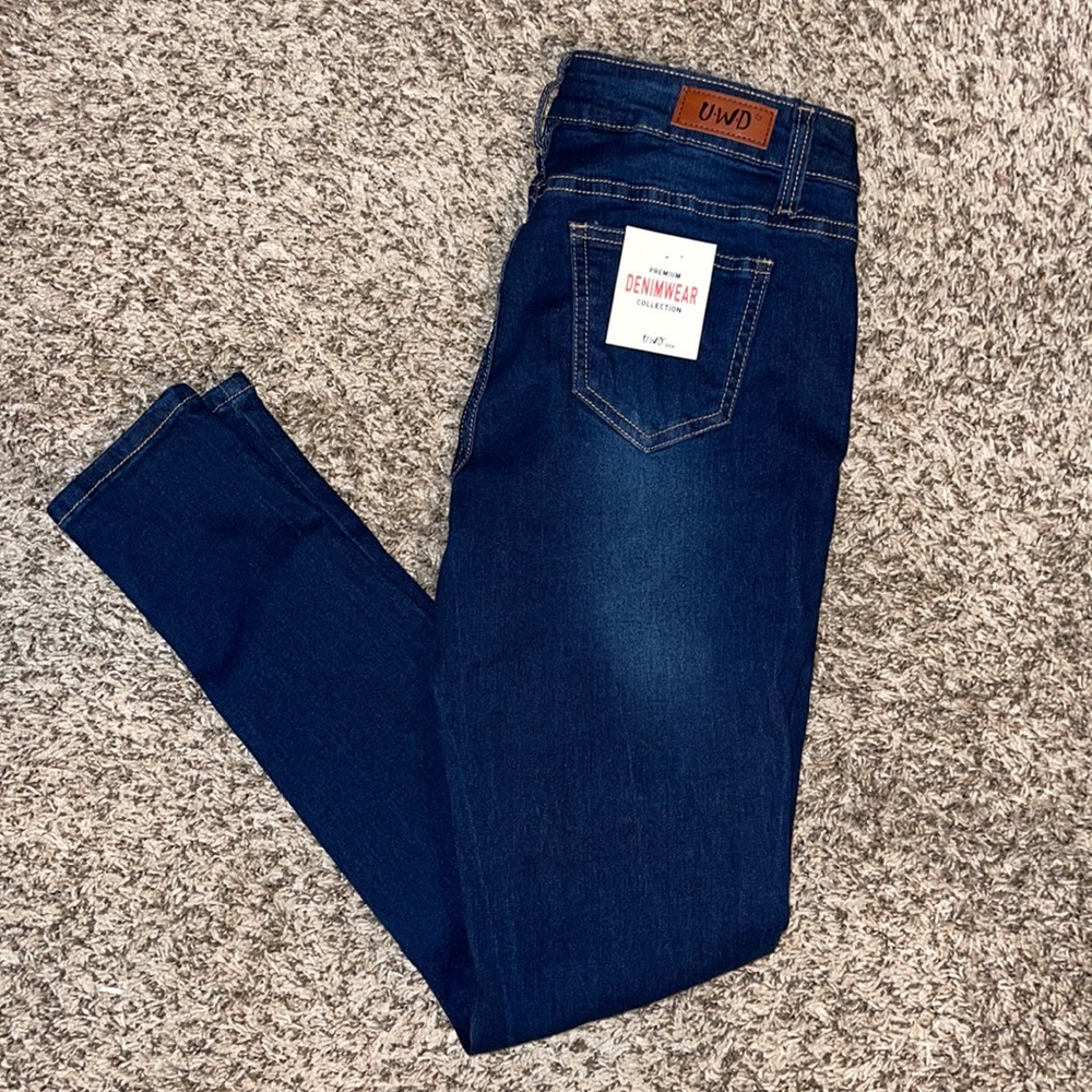 SOLD Women skinny jeans